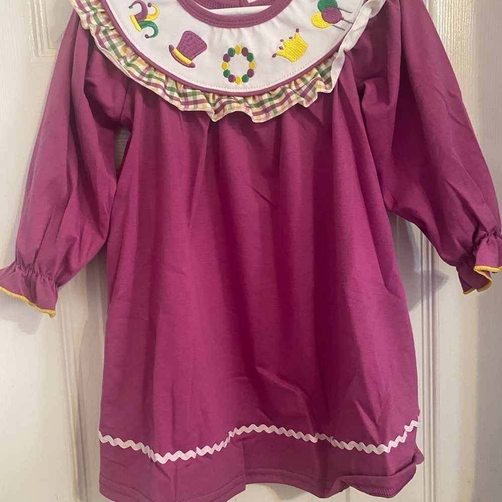 New Mardi Gras Dress - Picture 4 of 8